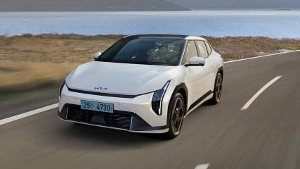 [시승기] 기아 EV4, 이게 진짜 ...