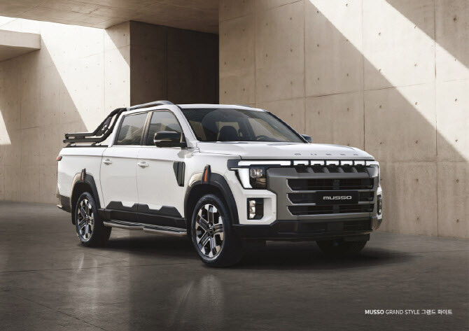 KGM, 신형 ‘무쏘’ 출시...가솔린 2,990-디젤 3,170만원부터