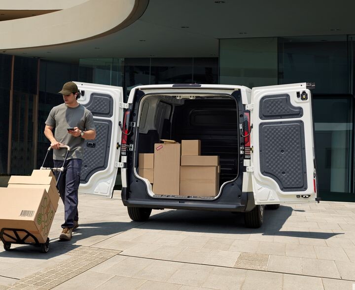 [기획] 기아 PV5는 어떻게 제 2의 봉고 신화를 부활시킬 것인가