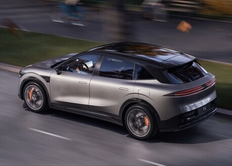 "우와~" 지리차, 지난달 글로벌 27만대 판매...프리미엄 전기차 ‘지커’ 중심