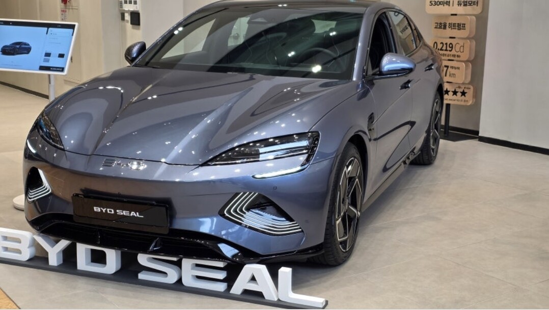 [시승] BYD 씰 RWD, 3천만원대 초 가성비 '테슬라 보다 낫다'